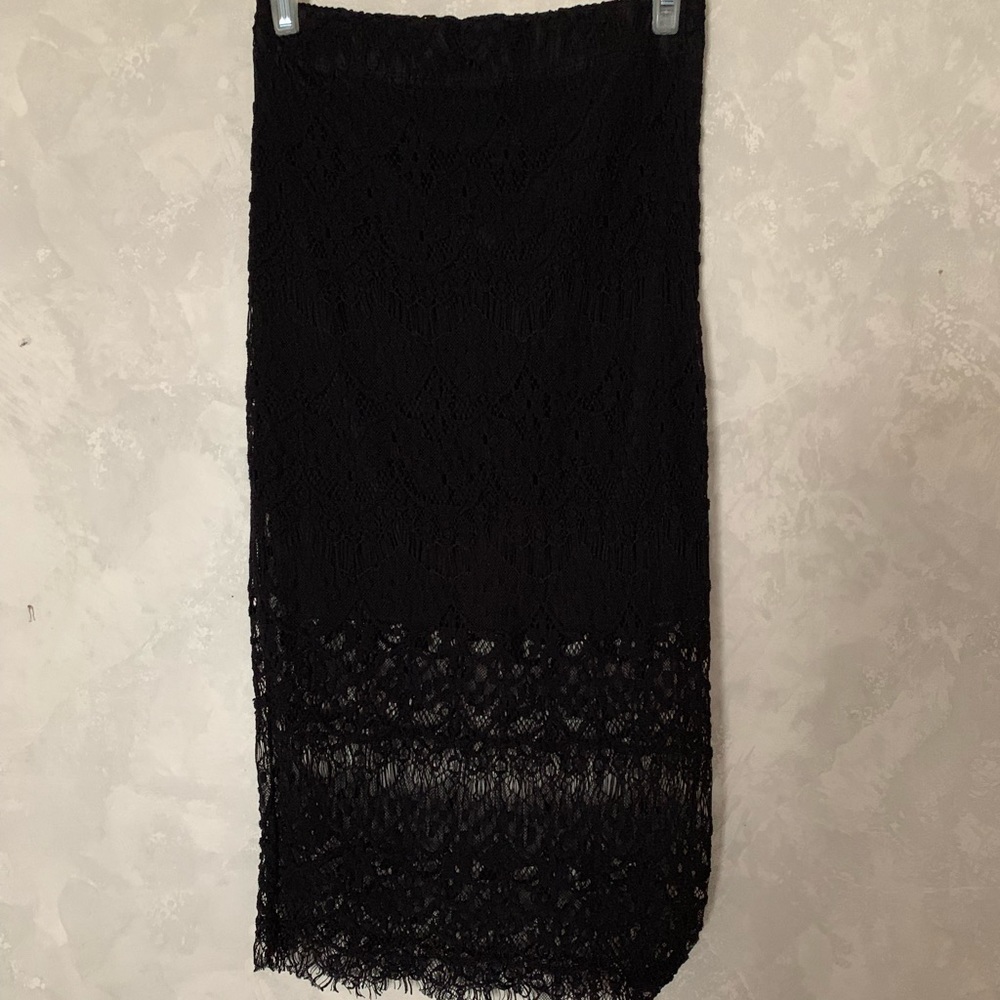 Black lace pencil skirt